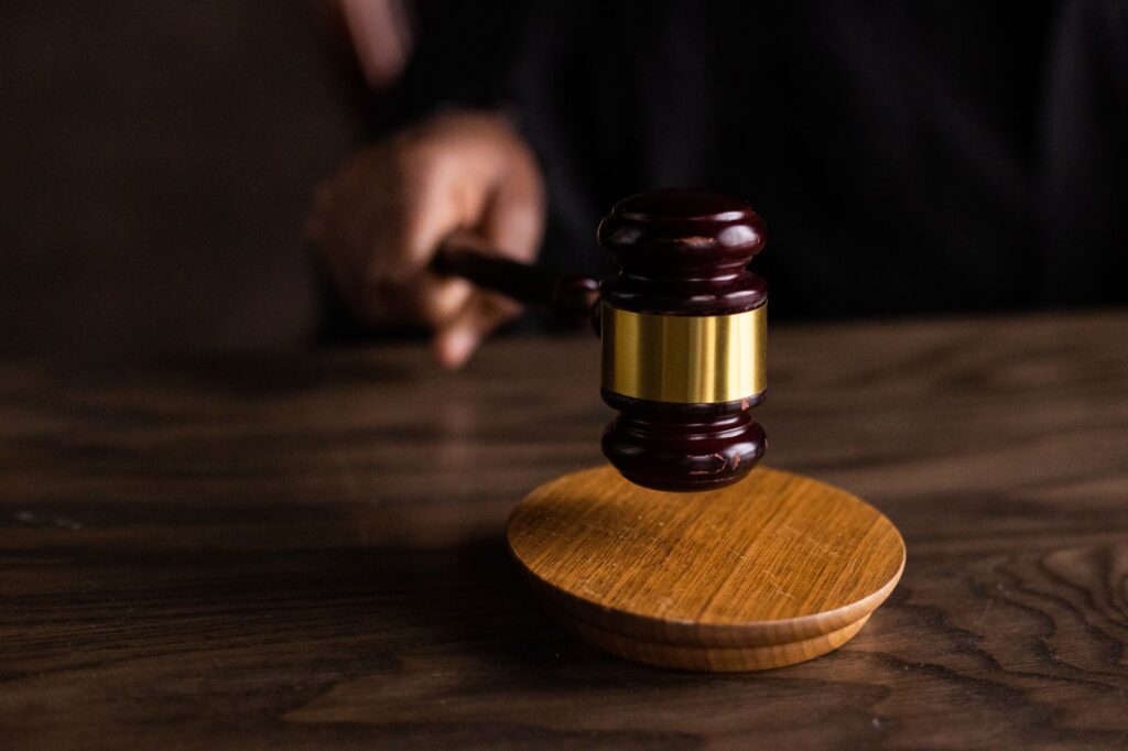 Gavel: claims are open in the Apple Intelligence Siri settlement, Landsheft v. Apple