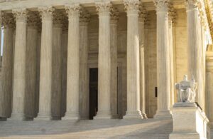 Missouri Supreme Court disbars attorney for ethics violations - Featured image